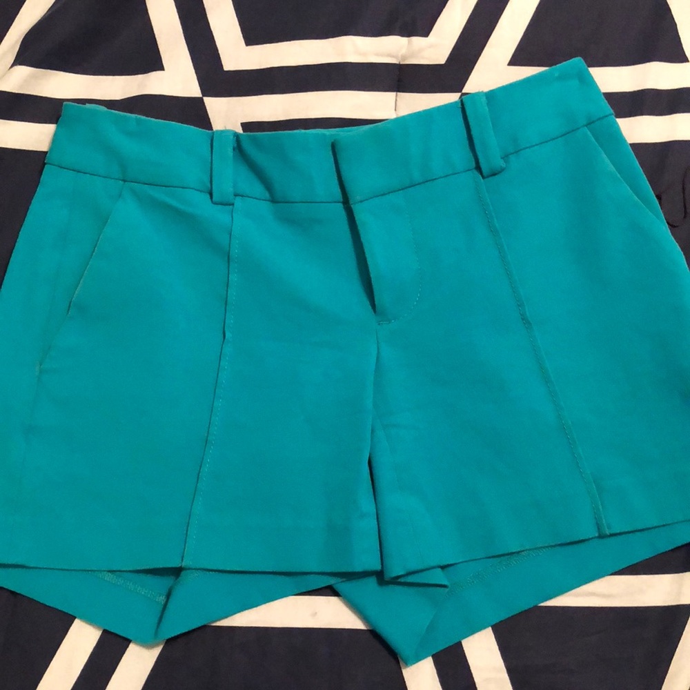 Women’s - Lilly Pulitzer blue shorts -  size 0